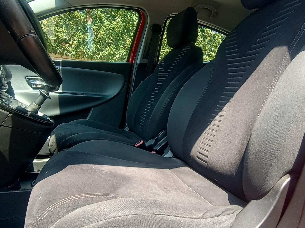 Ypsilon MotoreSost.155000Km FrizioneRotta