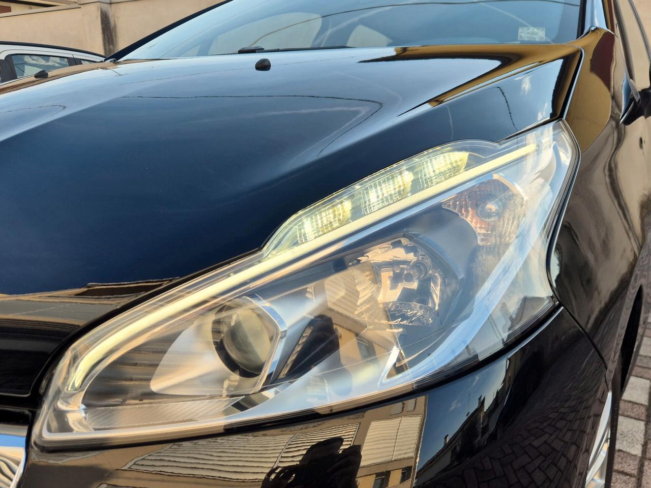 Peugeot 208 PureTech 82 5 porte Active