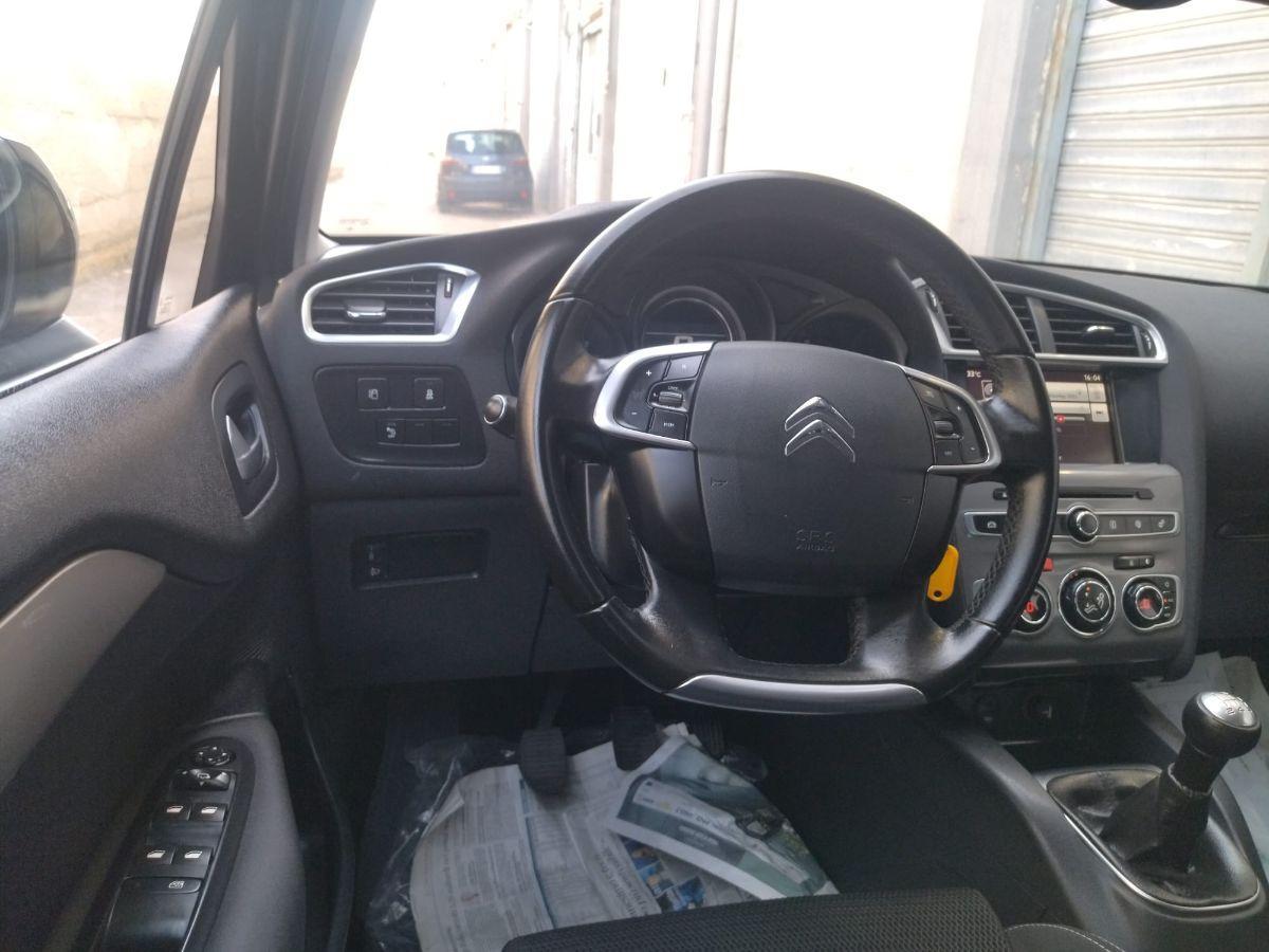CITROEN - C4 - BlueHDi 100 Feel
