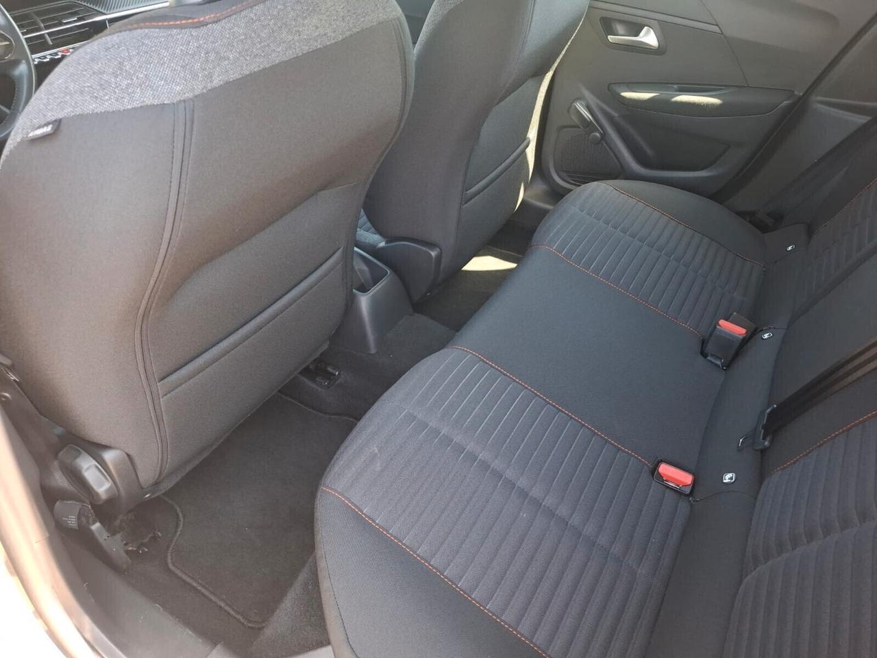 Peugeot 208 BlueHDi Allure 100 Full