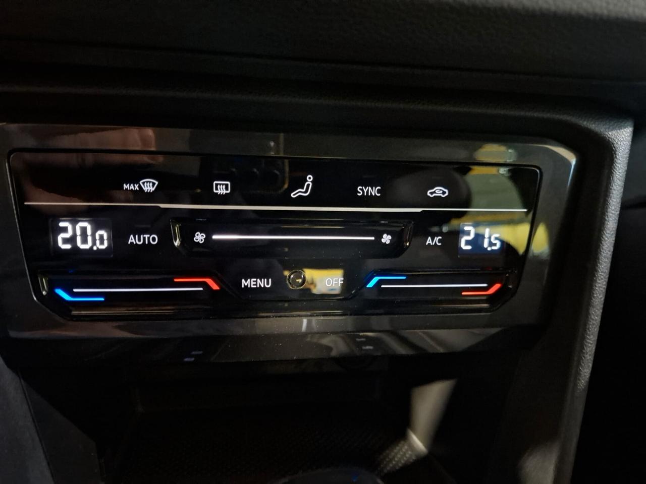 Volkswagen Tiguan 2.0 TDI 150 CV SCR DSG 4MOTION R-Line full optional