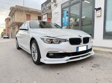 BMW 330e LUXURY iPerformance Plug in hybrod ( 184hp termico 88hp elettrico ) Berlina 2018