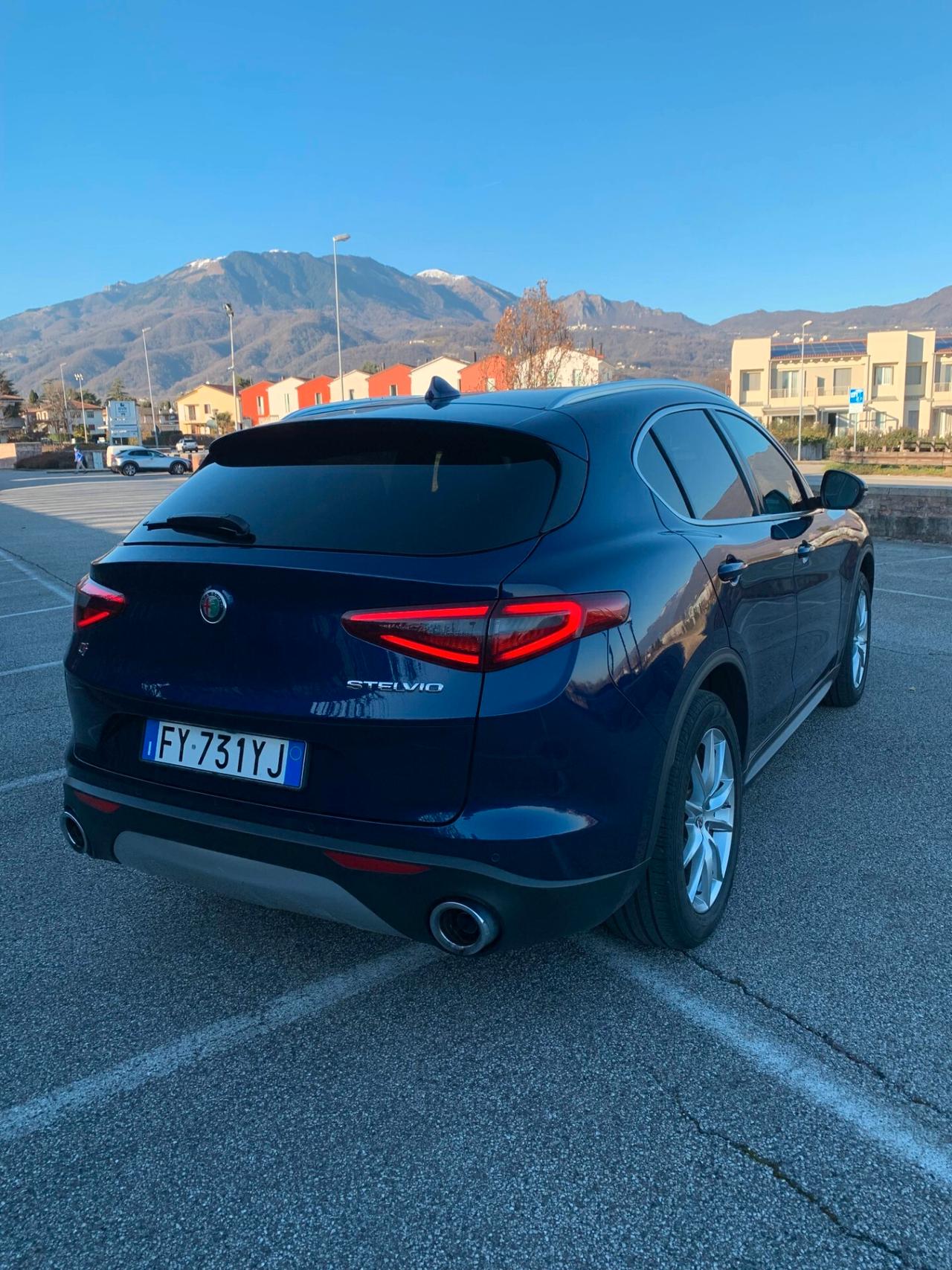 Alfa Romeo Stelvio 2.2 Turbodiesel 190 CV AT8 Q4 Executive