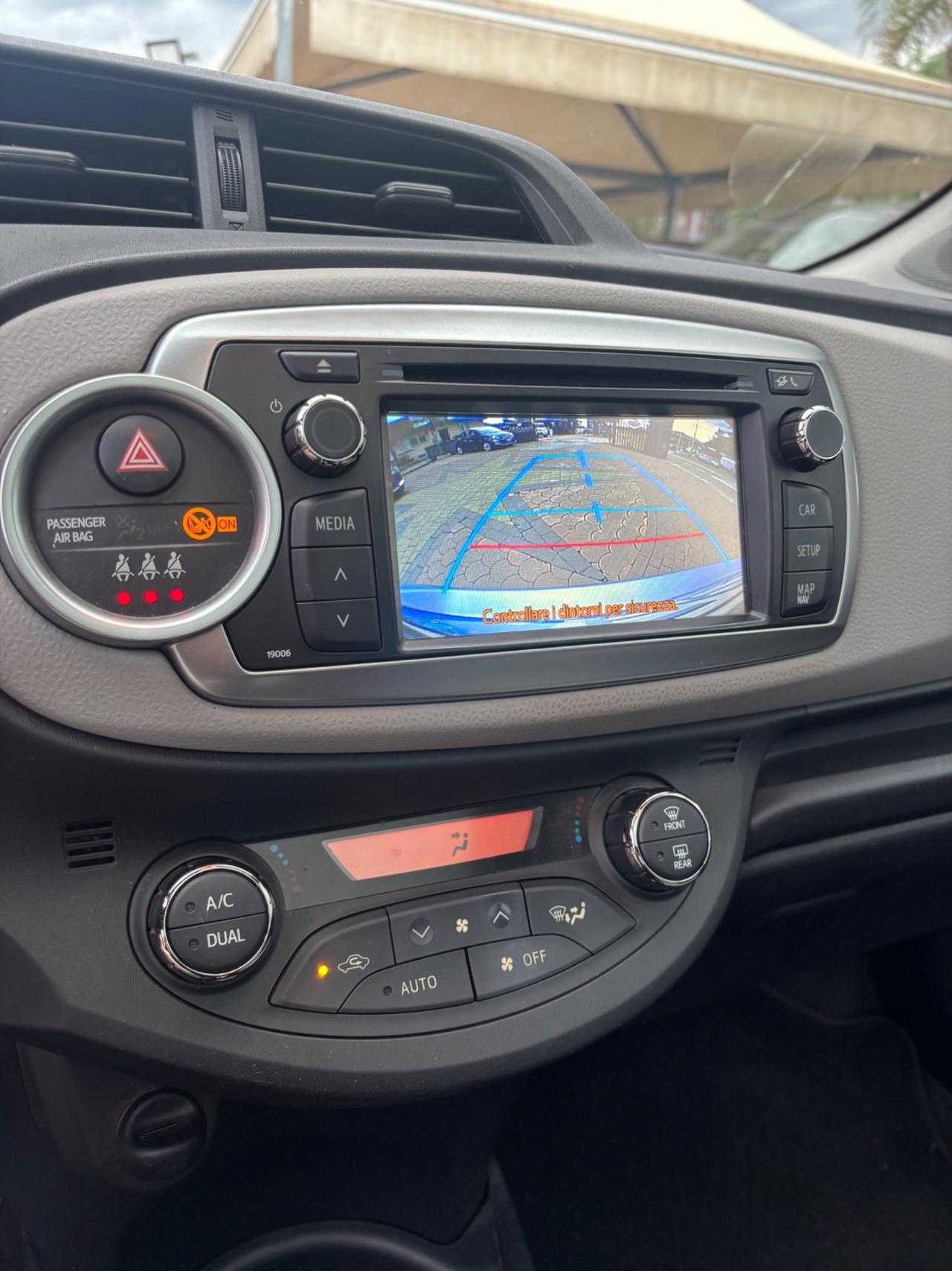 Toyota Yaris 1.4 D-4D 5 porte Lounge