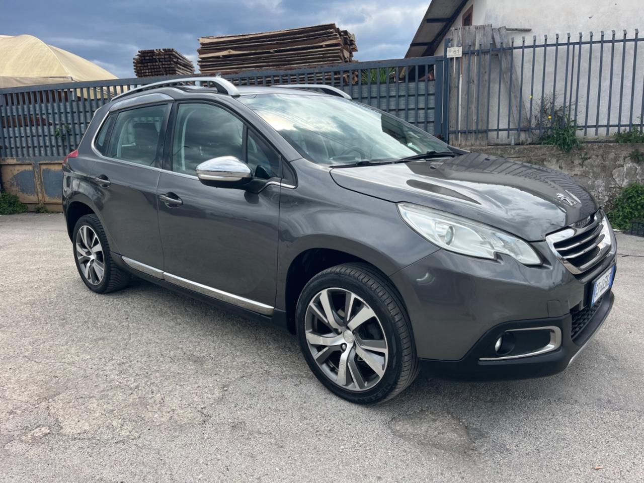 Peugeot 2008 1.6 e-HDi 92 CV Stop&Start Urban Cross