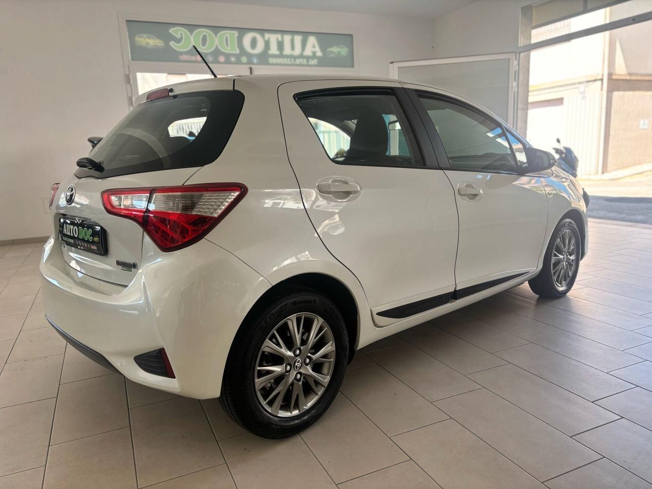 Toyota Yaris 1.5 5 porte Active