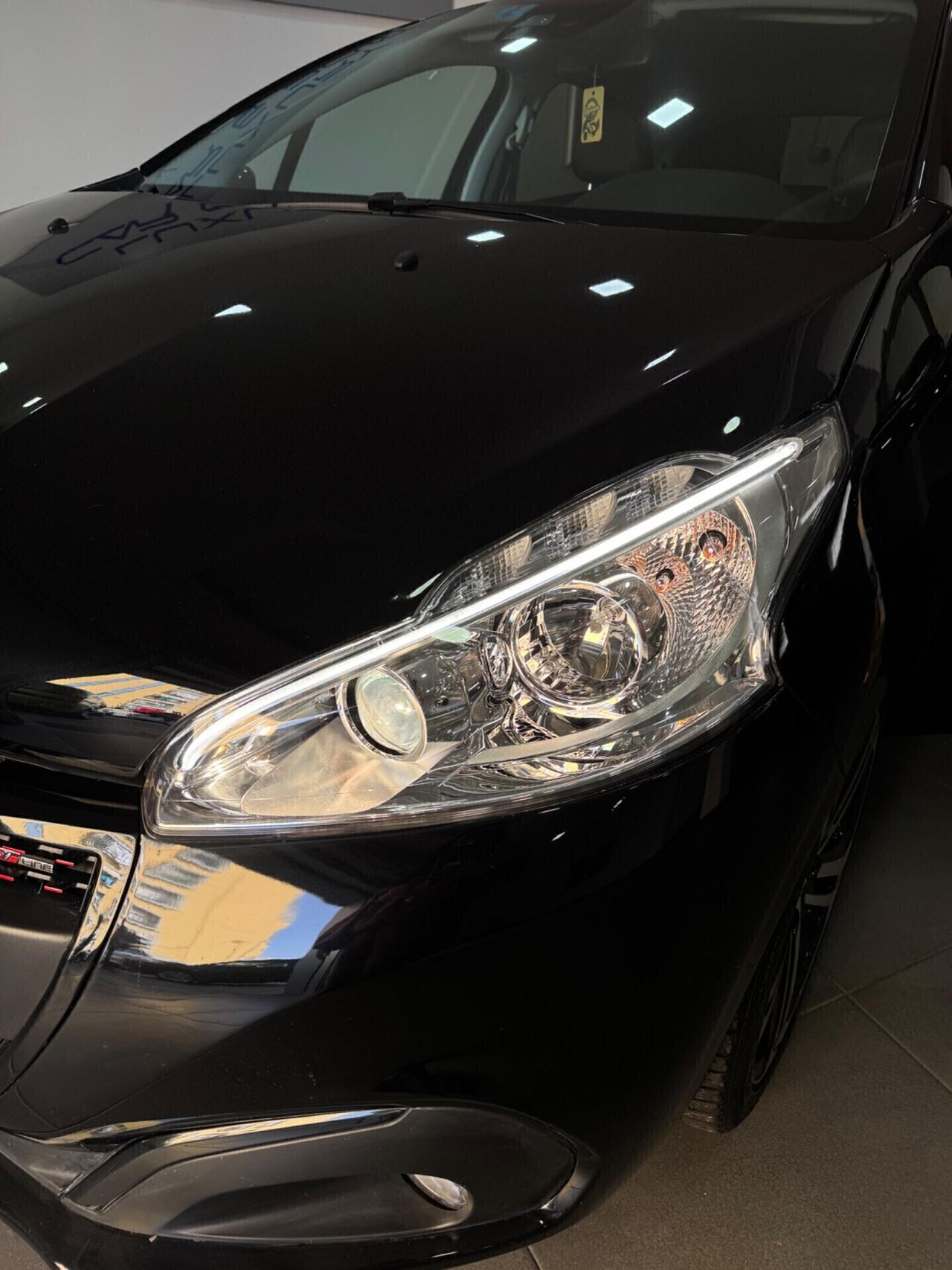 Peugeot 208 PureTech Turbo 110 S&S 5 porte GT Line