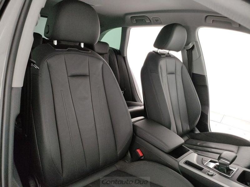 Audi A4 2.0 35 TDI MHEV Business Advanced S Tronic