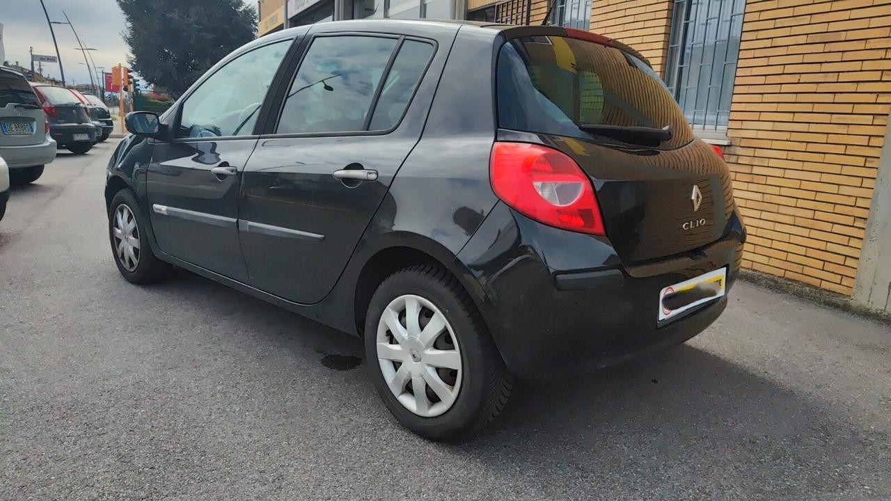 Renault Clio 1.2 16V 5 porte Rip Curl