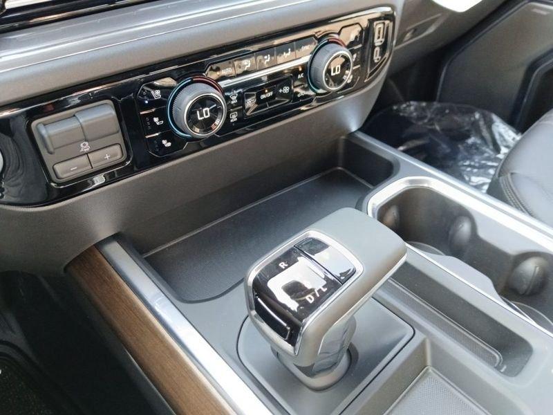 Chevrolet Silverado Silverado crew cab 6.2 V8 ecotec3 High Country 420cv auto
