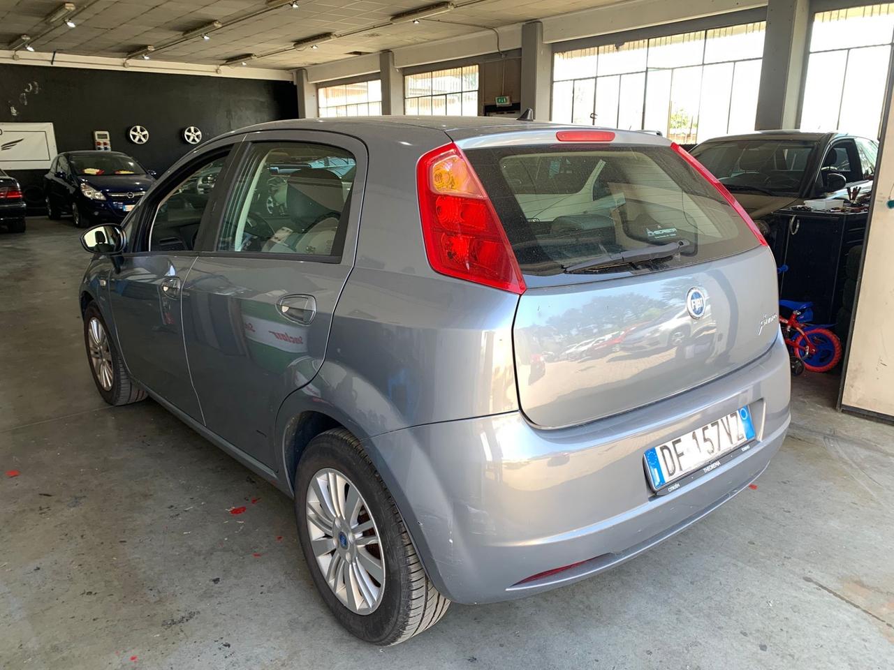 Fiat Grande Punto 1.4 Starjet 16V 5 porte Dynamic