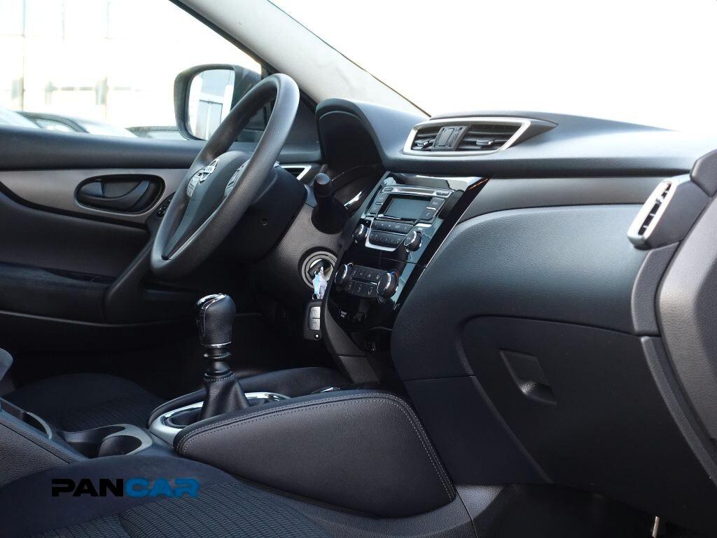 Nissan Qashqai 1.5 dCi Visia 110 cv