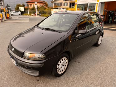 Fiat Punto 1.2i 16V cat 5 porte HLX 80cv neo patentati