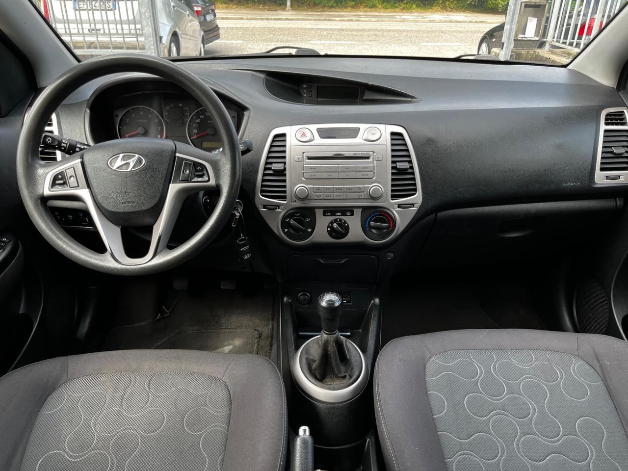 Hyundai i20 1.2 5p. Comfort FRIZIONE NUOVA - OK NEOPATENTATI