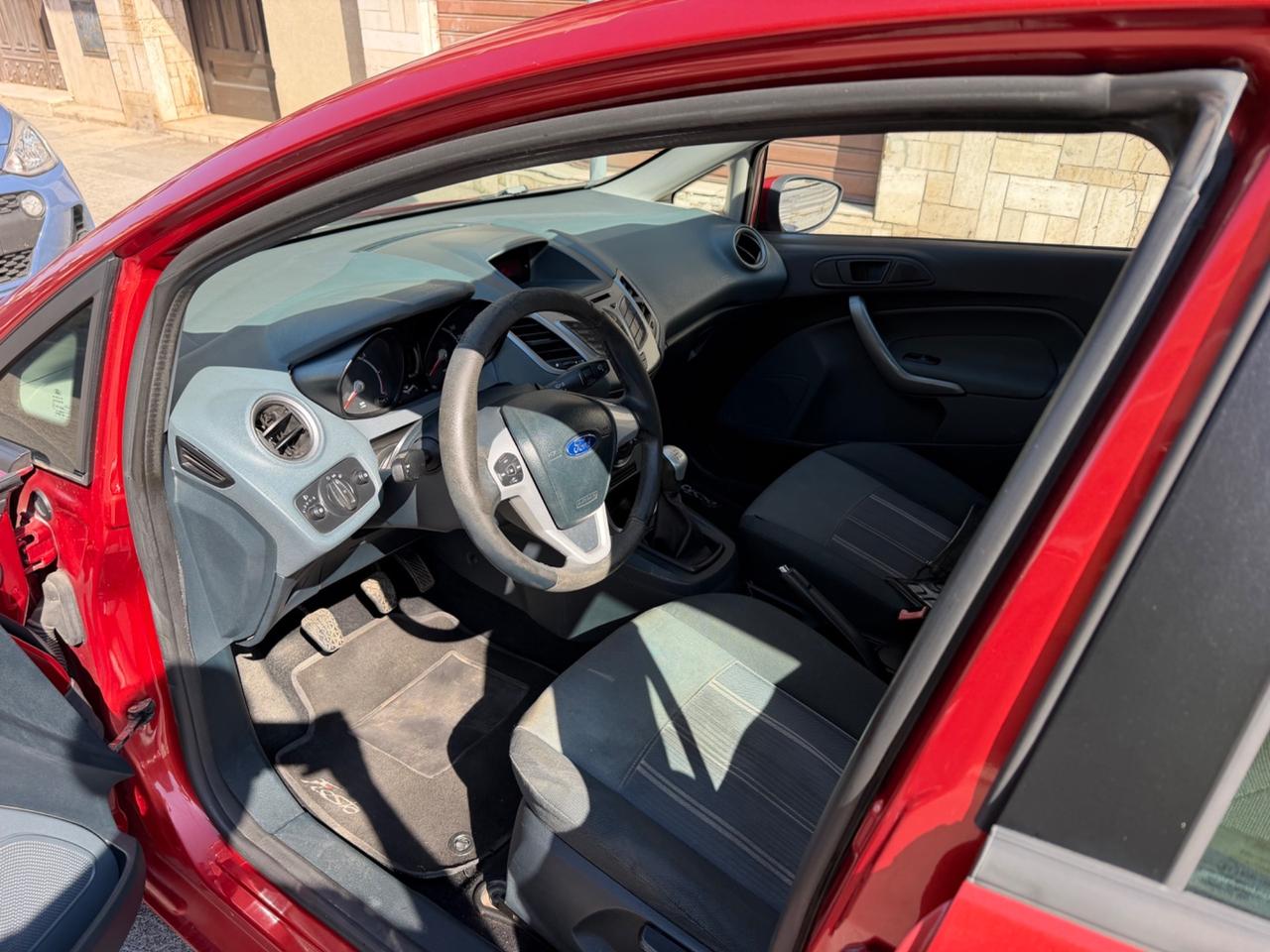 FORD FIESTA 1.4 DIESEL 68CV *OTTIME CONDIZIONI