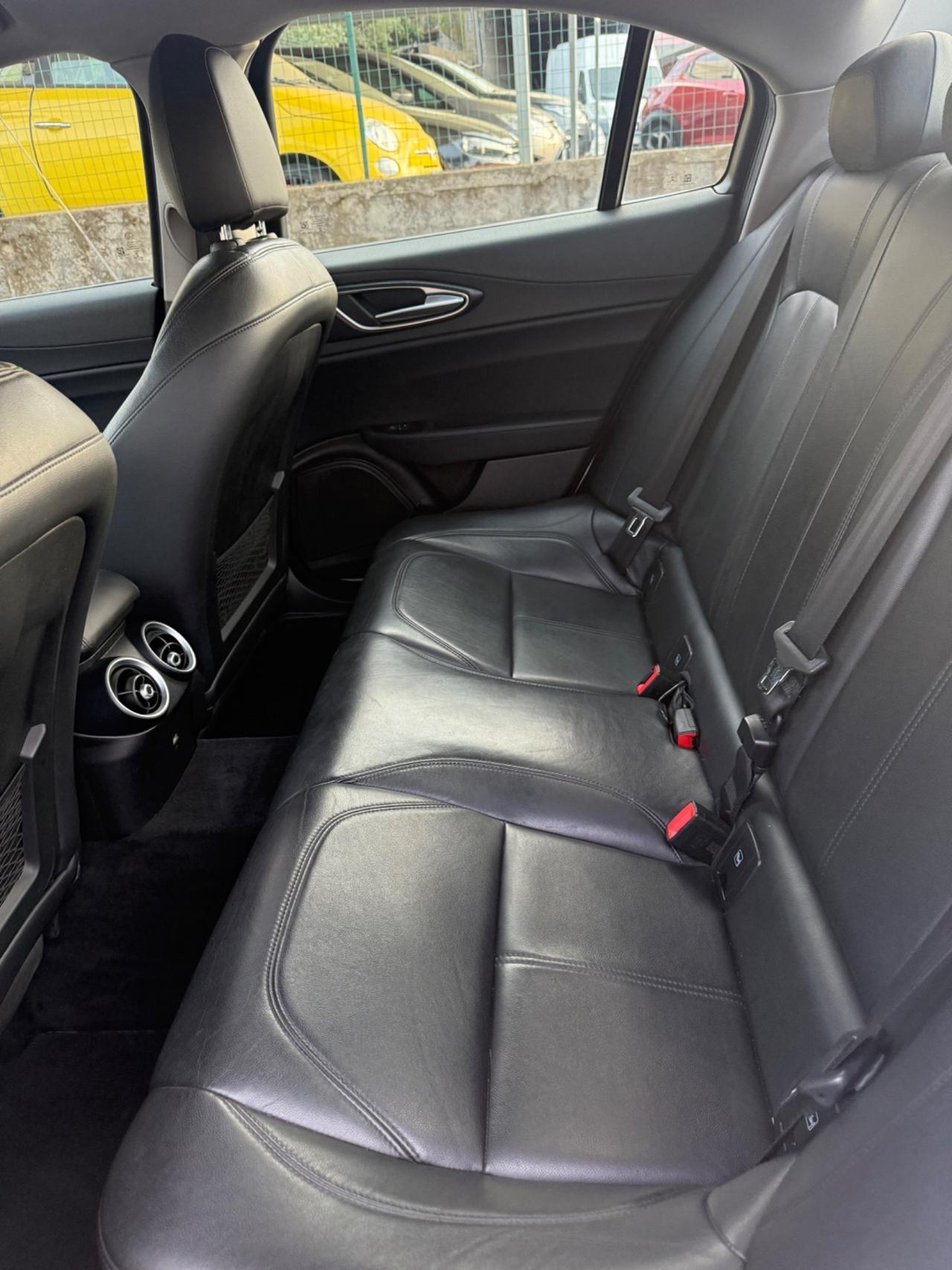 Alfa Romeo Giulia 2.2 Turbodiesel 150 CV Super