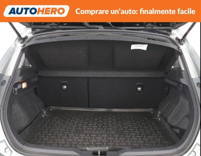 TOYOTA Auris 1.8 Hybrid Black Edition