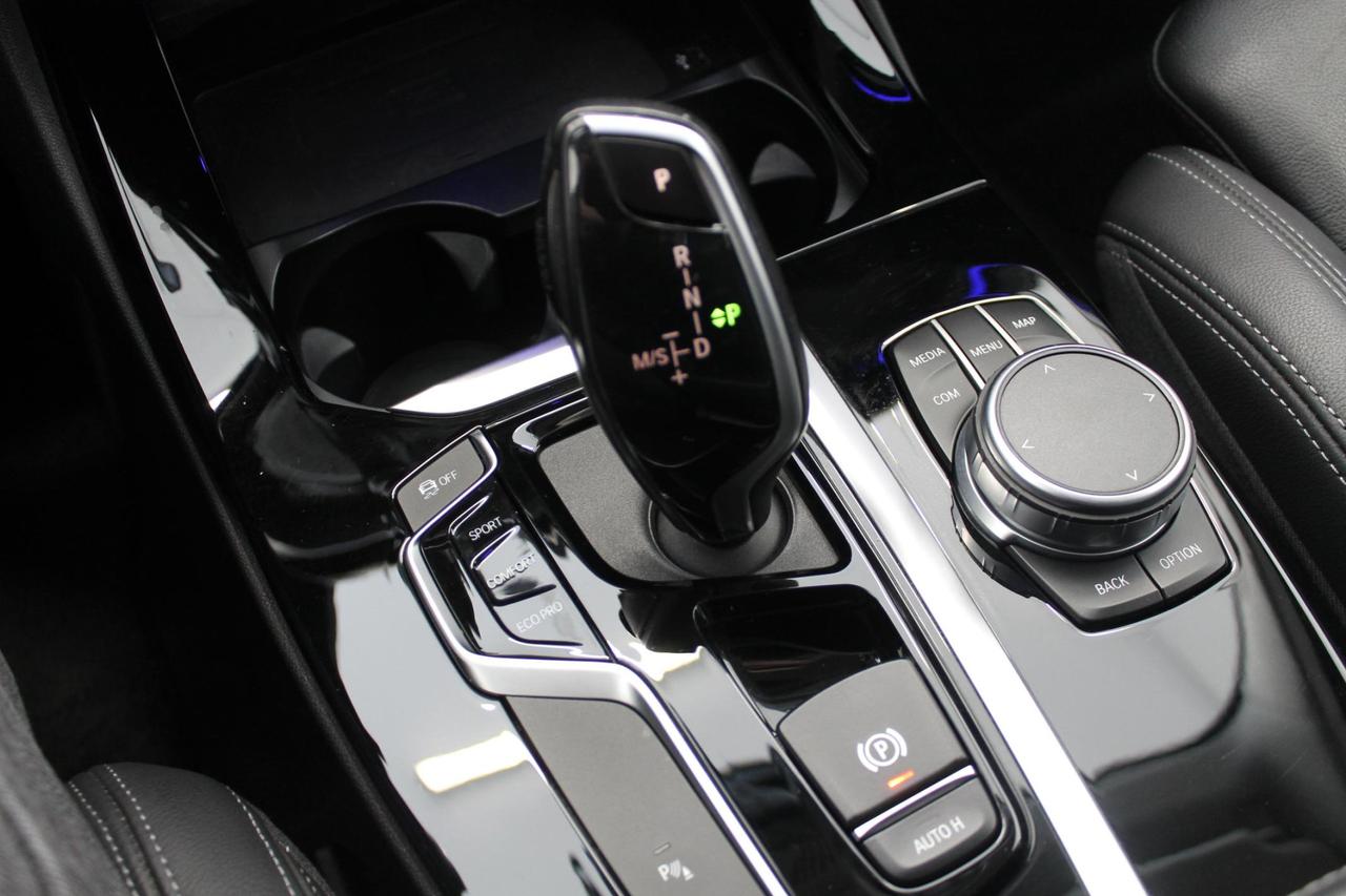 BMW X3 Sdrive 18d X-LINE Auto
