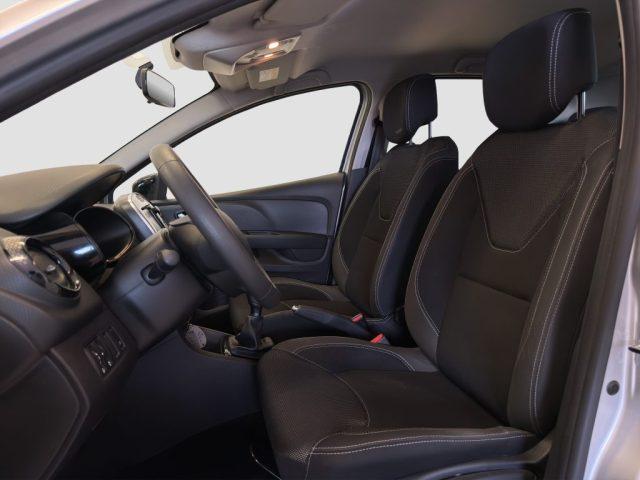 RENAULT Clio Clio TCe 75 Moschino Intens