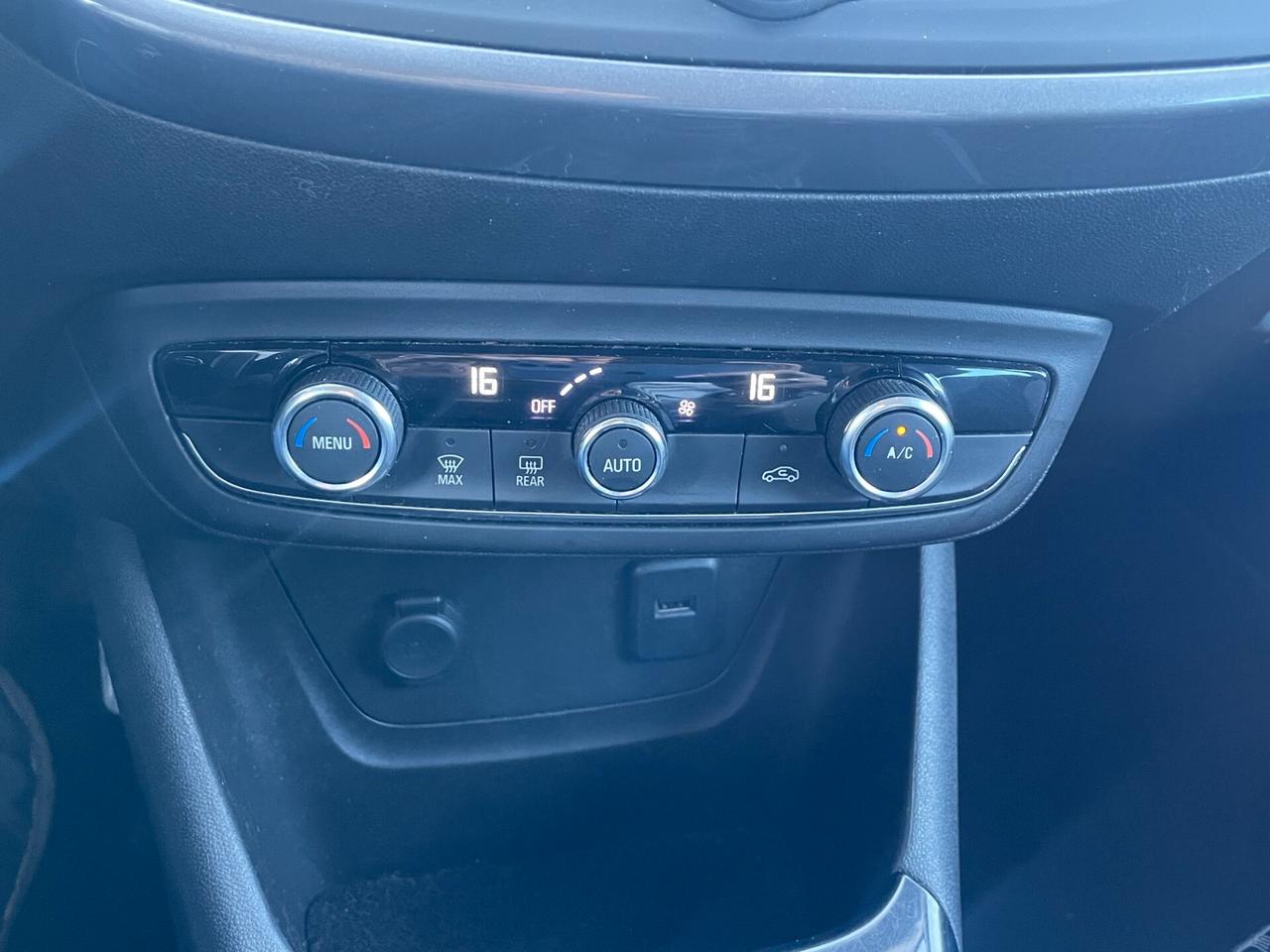 Opel Crossland X 1.5 ECOTEC D 102 CV Start&Stop Innovation GARANTITA