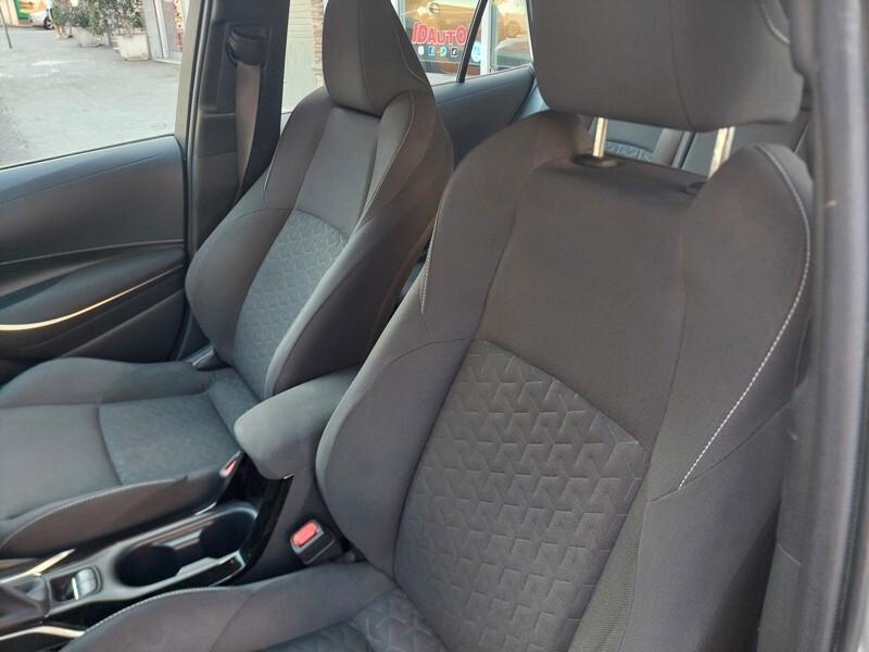 Toyota Corolla Touring Sports 1.8 Hybrid Business Tech