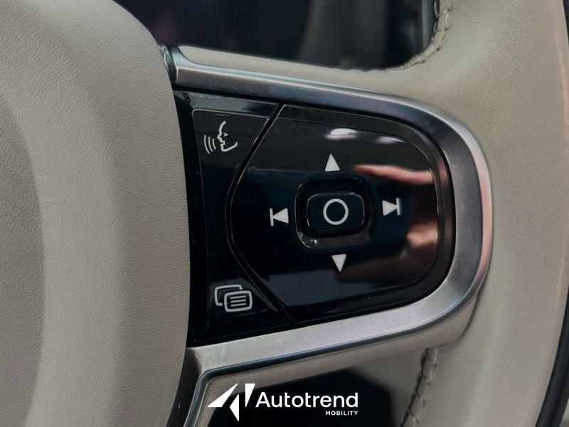 Volvo XC60 B4 197+14 CV Automatica Mild Hybrid Diesel Plus Bright