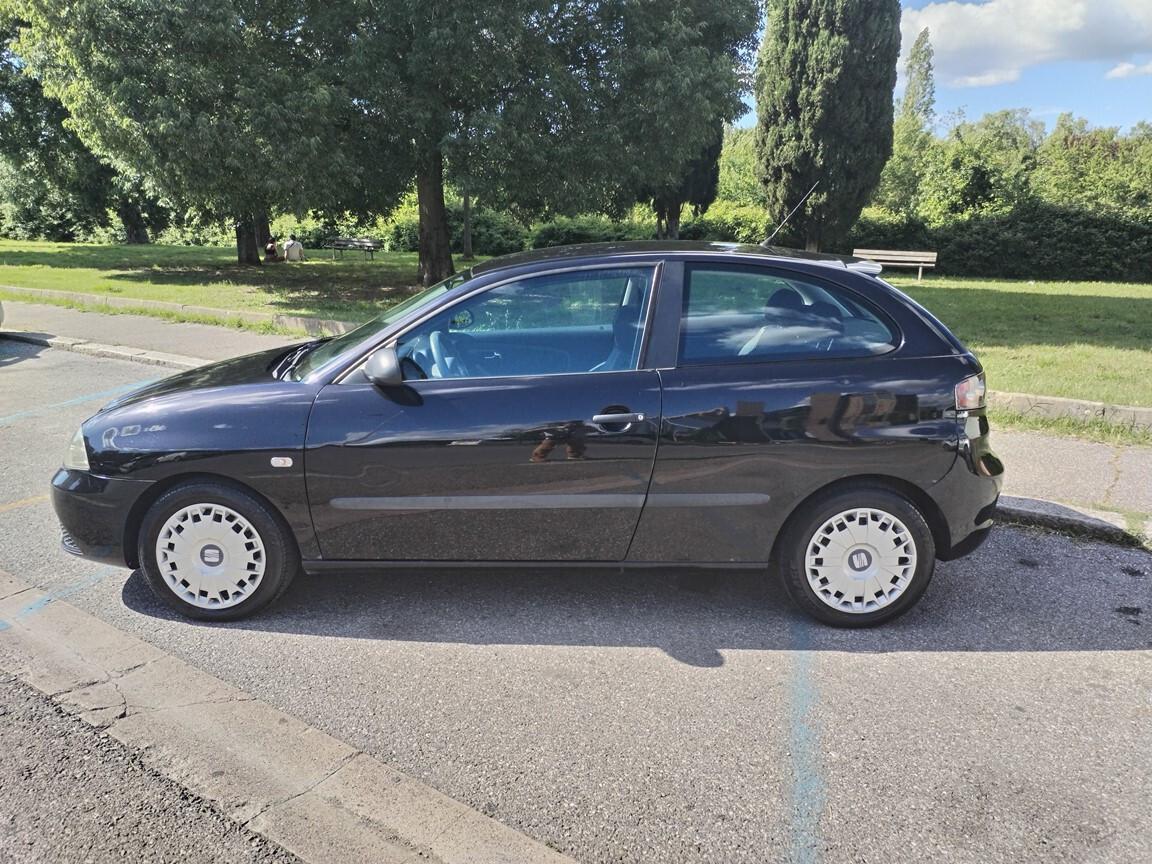 Seat Ibiza 1.2 12V 70CV 3p. Free GPL 125000KM 8/2008 CONSEGNA TAGLIANDATA