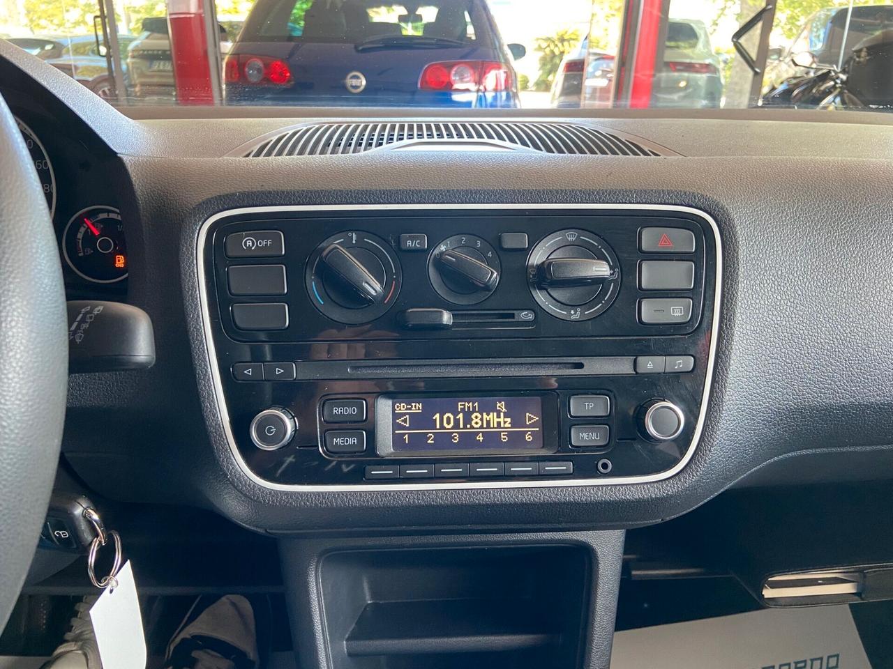 Volkswagen uP 1.0 5p. METANO