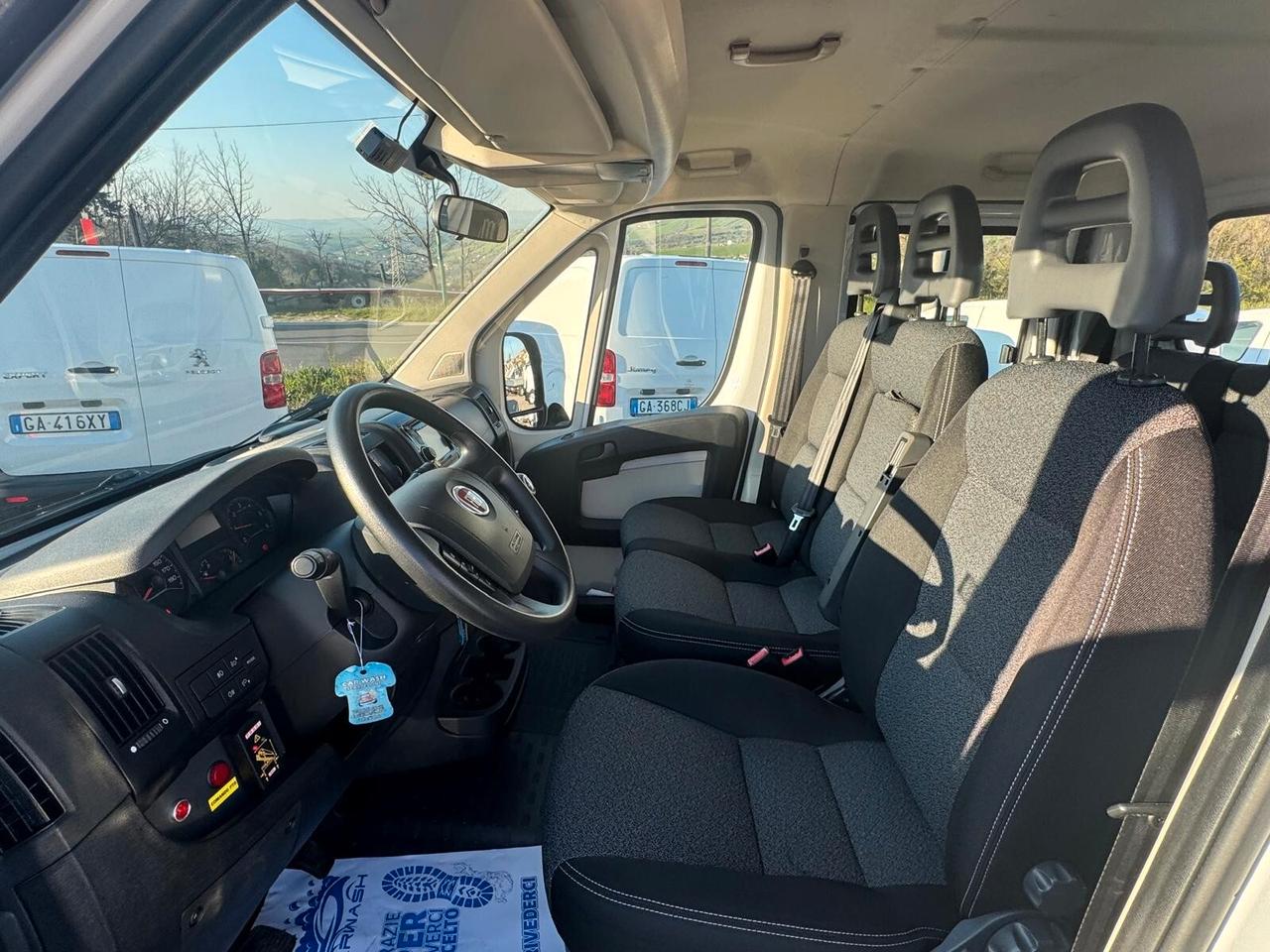 Fiat Ducato 2.3 130cv con GRU (capacità di presa 9995kg) 7POSTI