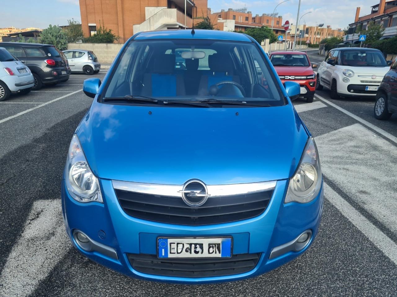 Opel Agila 1.0 12V 65CV per Neopatentati