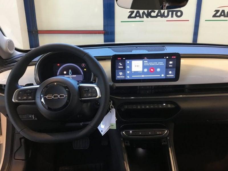 FIAT 600 600 Hybrid 145 CV DCT MHEV Icon MY24 + EXTRA