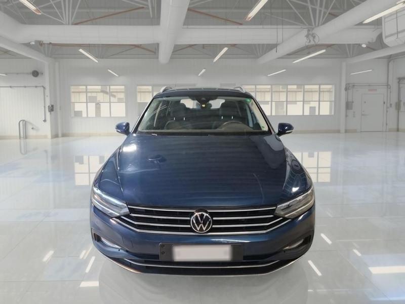 VOLKSWAGEN PASSAT VARIANT 2.0 TDI SCR EVO 110kW Executive DSG