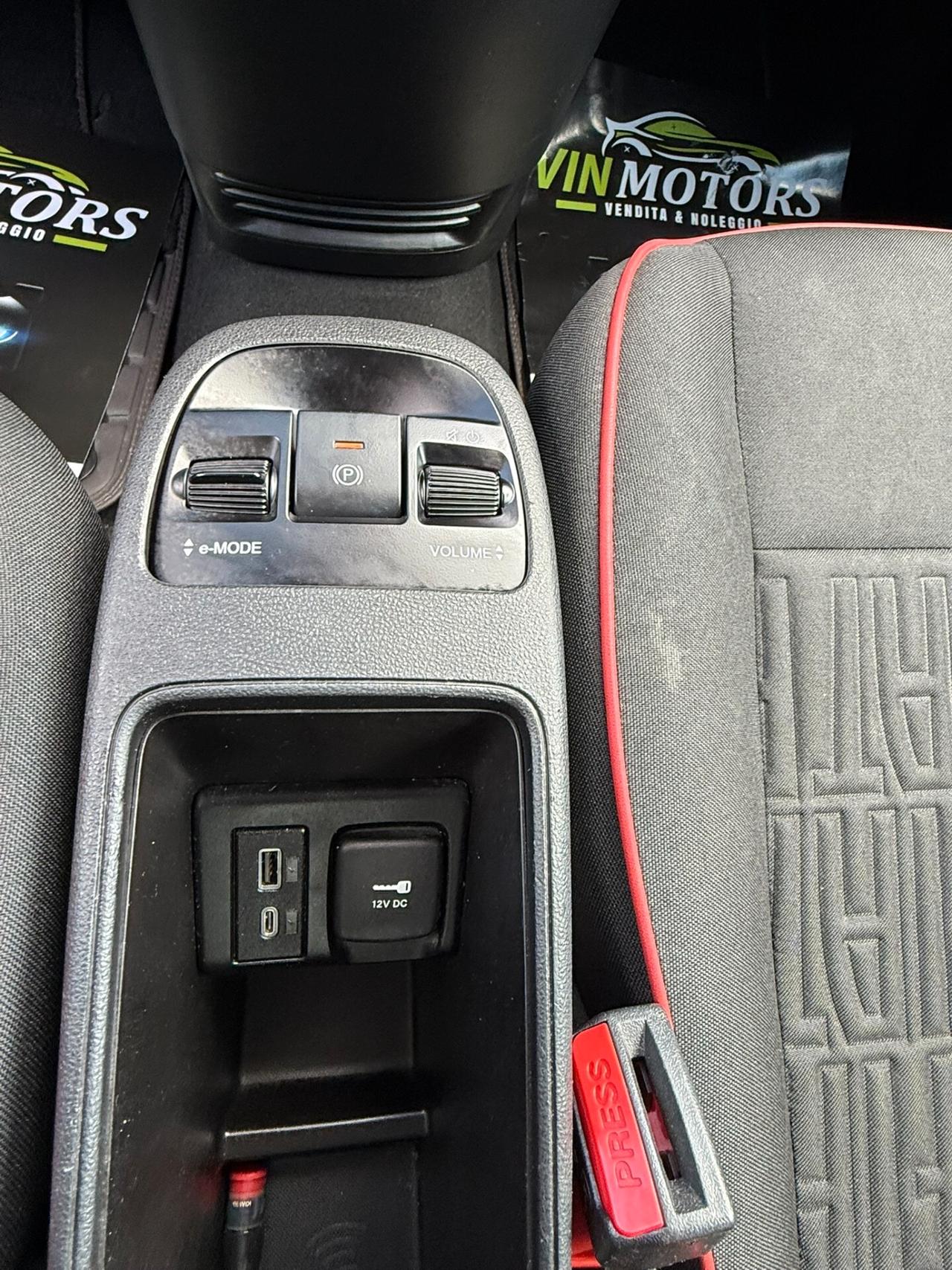 Fiat 500e Berlina 23,8 kWh Red 11/2021