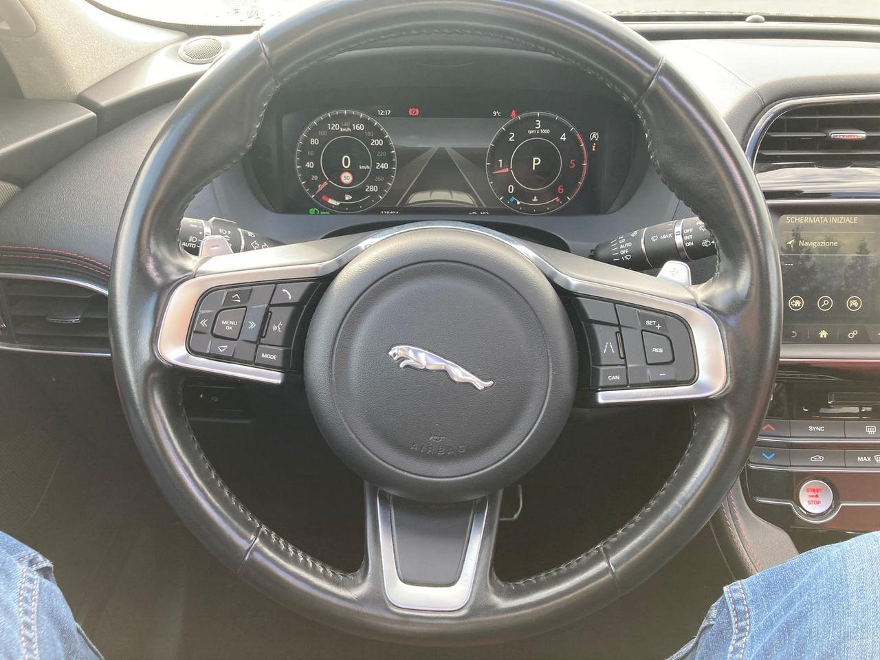 Jaguar F-Pace 2.0 20d Turbo Ch #4808