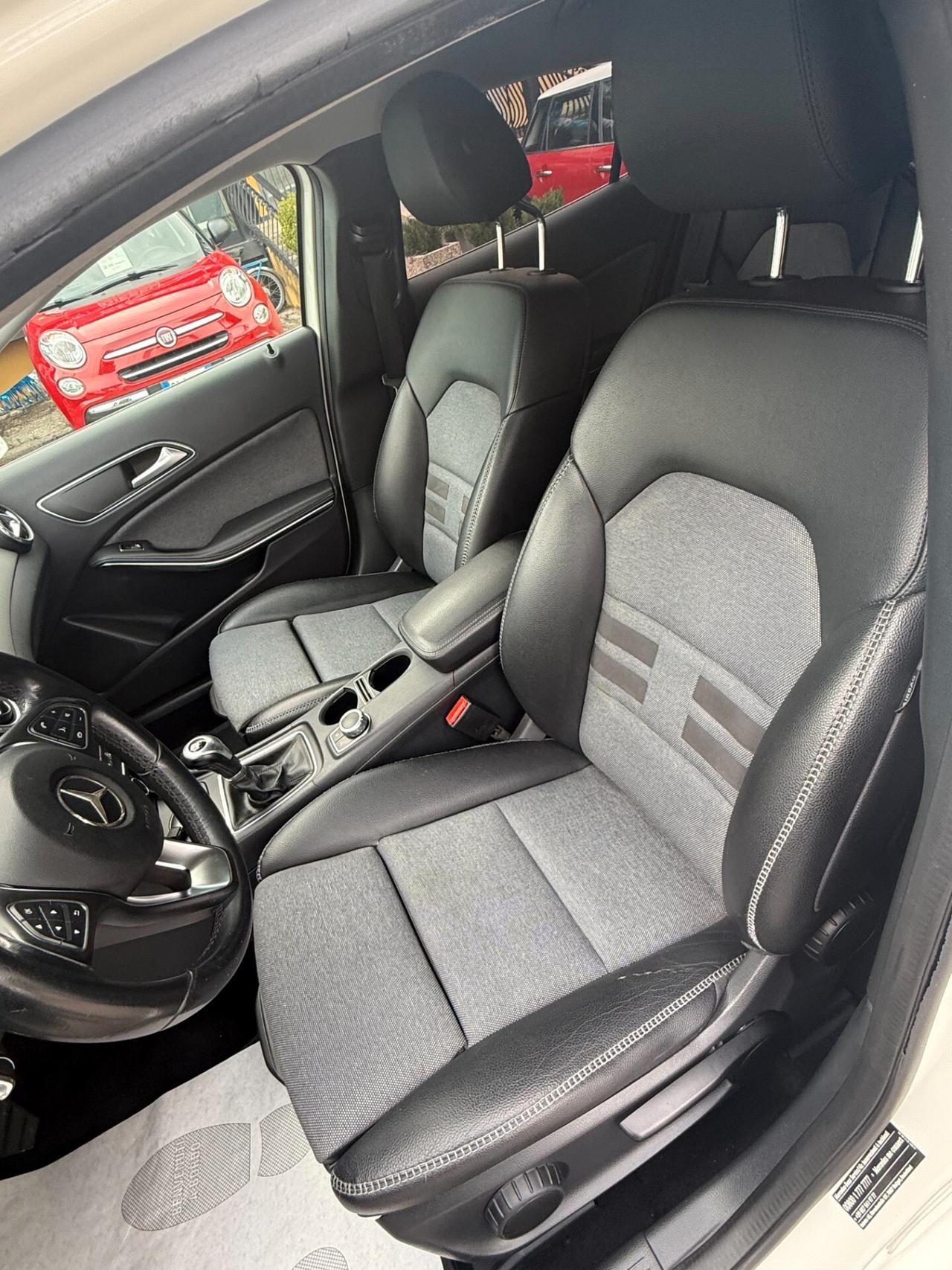 " DA VETRINA " Mercedes-benz GLA 180 d Business