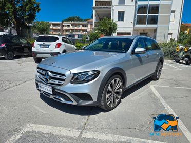 Mercedes E 220 D Premium 4Matic 9G-Tronic Plus Station Wagon All-Terrain
