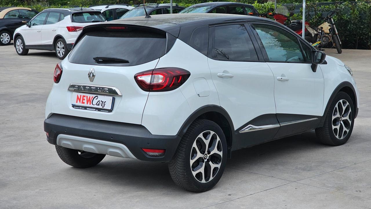 Renault Captur dCi 8V 90 CV EDC Initiale Paris