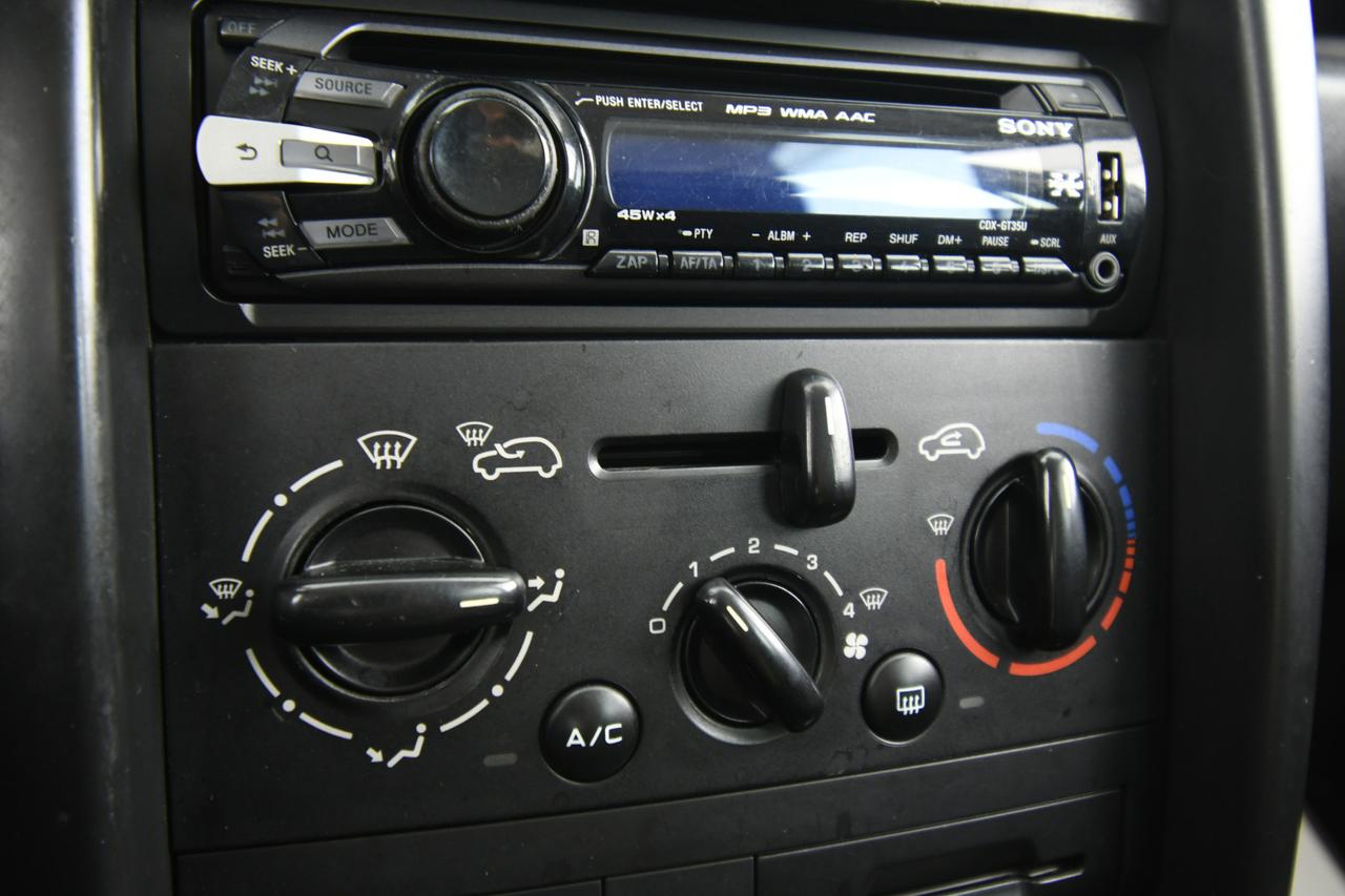 PEUGEOT 207 5p 1.4 8v X-Line eco-Gpl FL X COMMERCIANTI+NEOPATENTATI