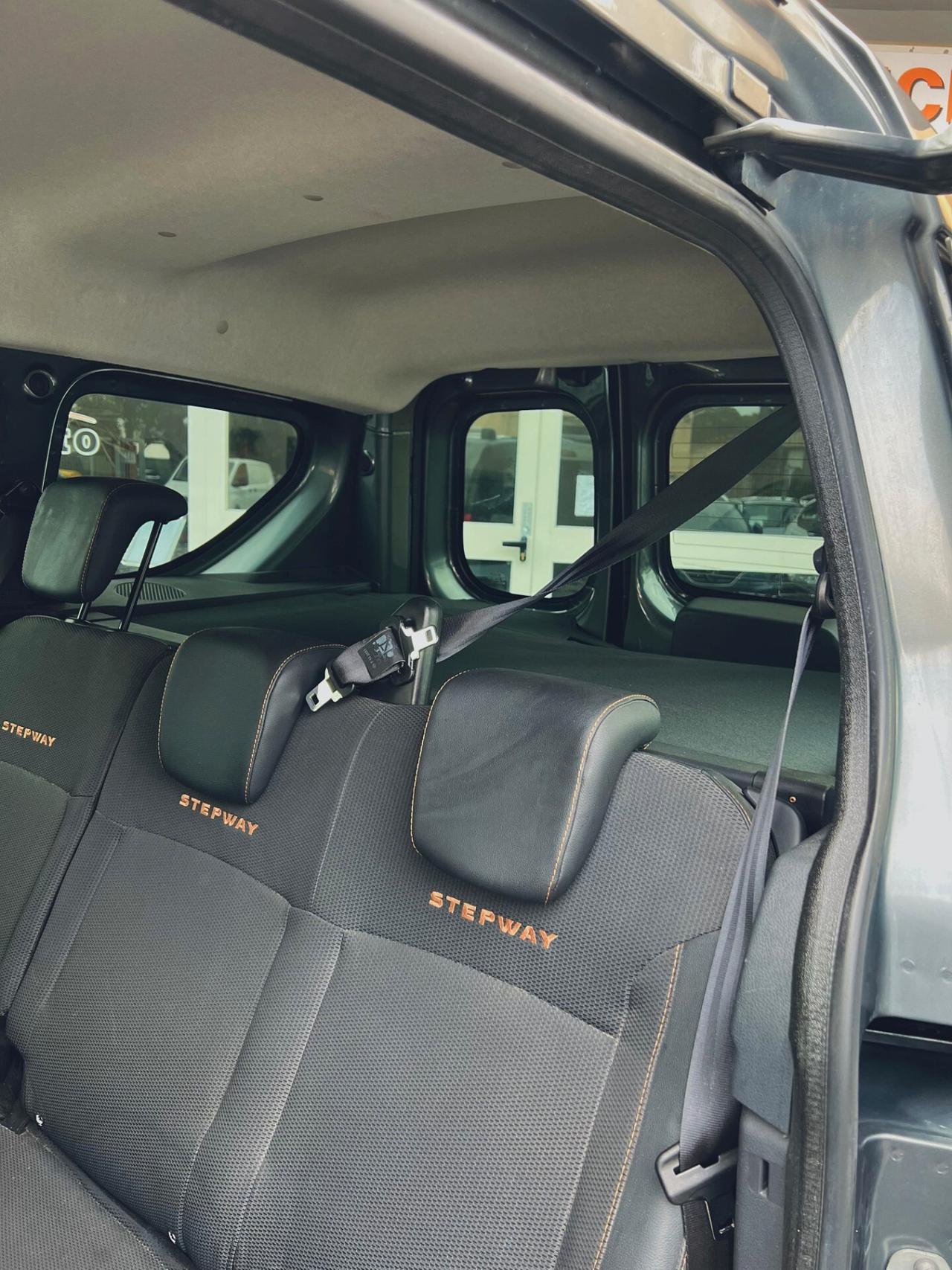 Dacia Dokker 1.5 dCi 8V 90CV Start&Stop Serie Speciale Brave