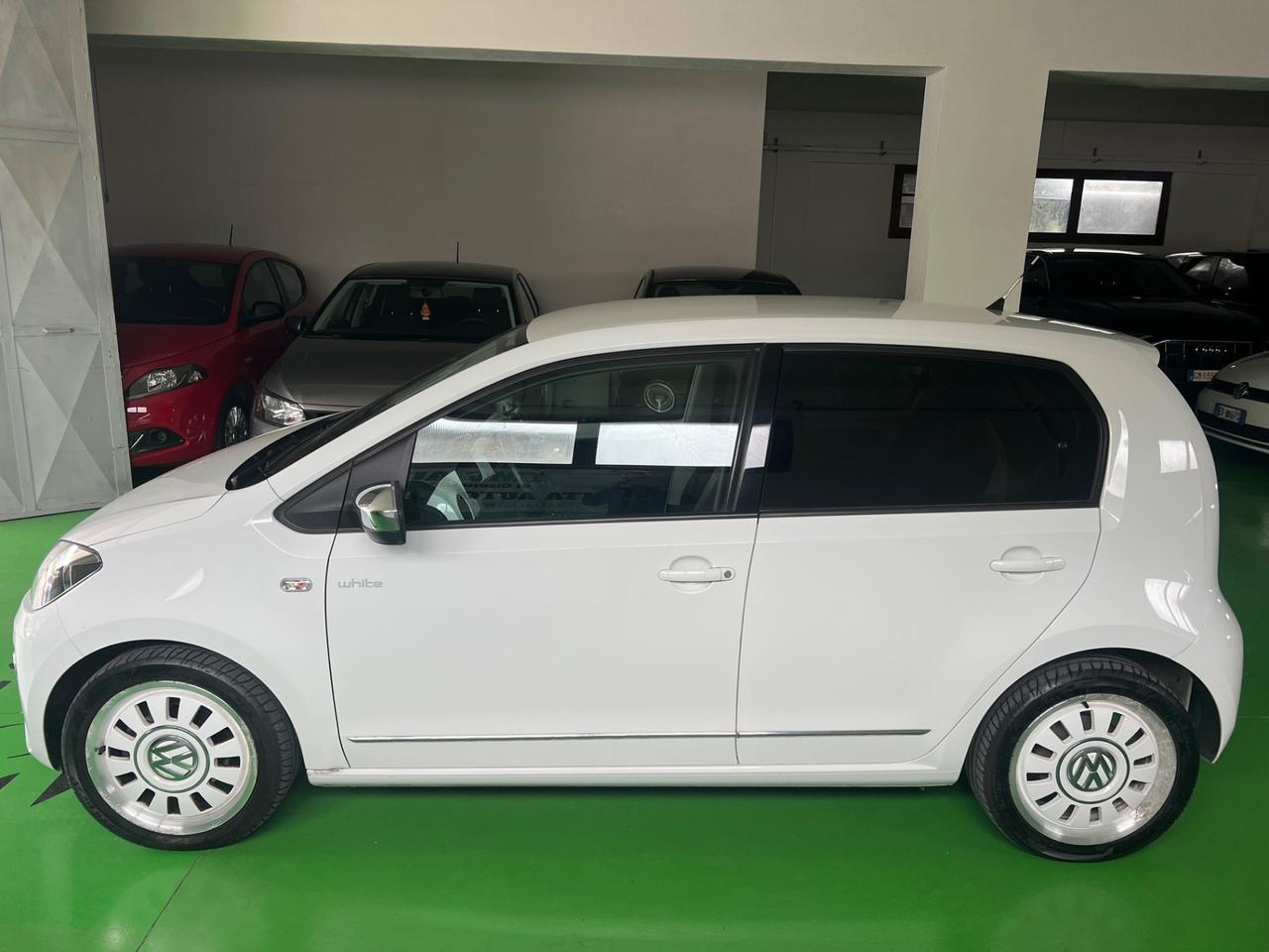 Volkswagen up! 1.0 75 CV 5p. high up!
