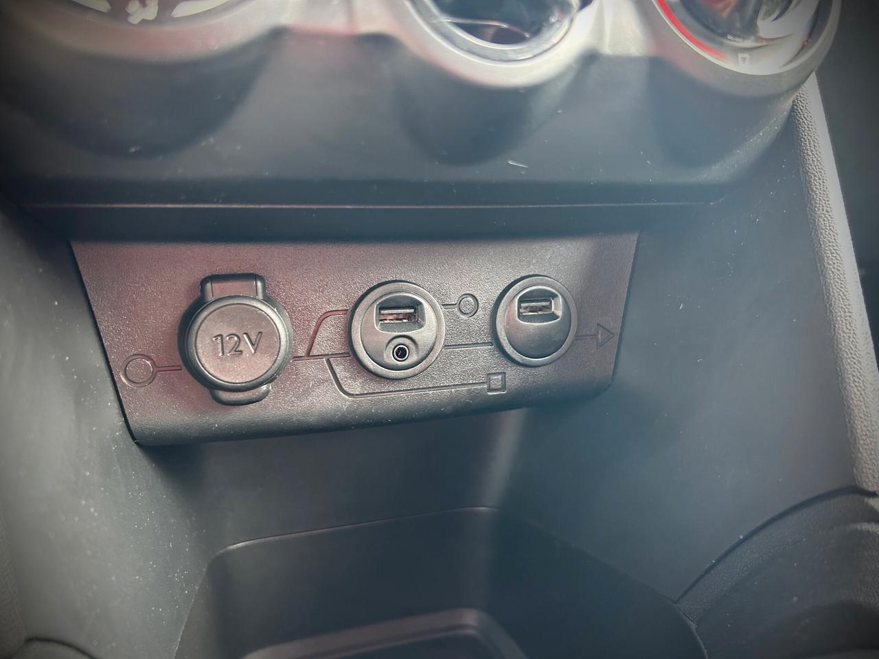 Peugeot 208 1.4 HDi 5 porte -UNIPROPR. - NEOPATENT.