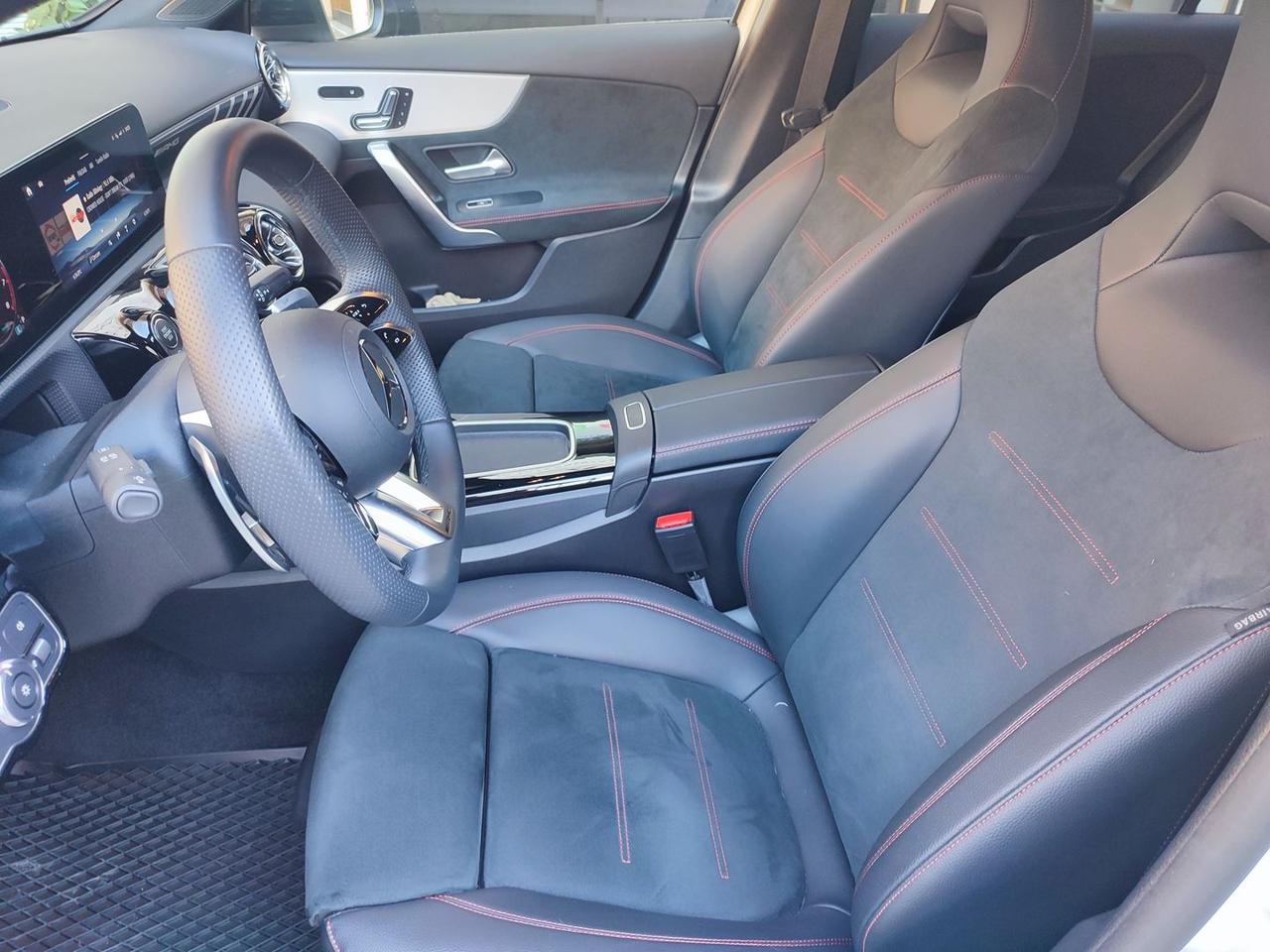 Mercedes-Benz A 35 AMG MHEV Premium Plus #7137
