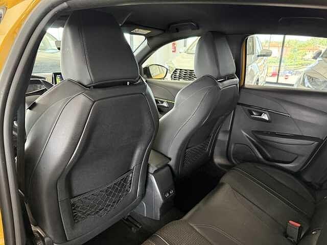 Peugeot 208 1.5 BlueHDi 100 CV GT Line