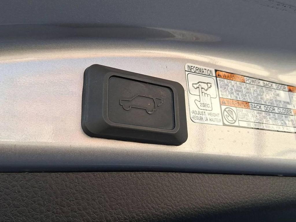Toyota RAV4 5 Porte 2.5 VVT-i Hybrid Lounge 2WD E-CVT