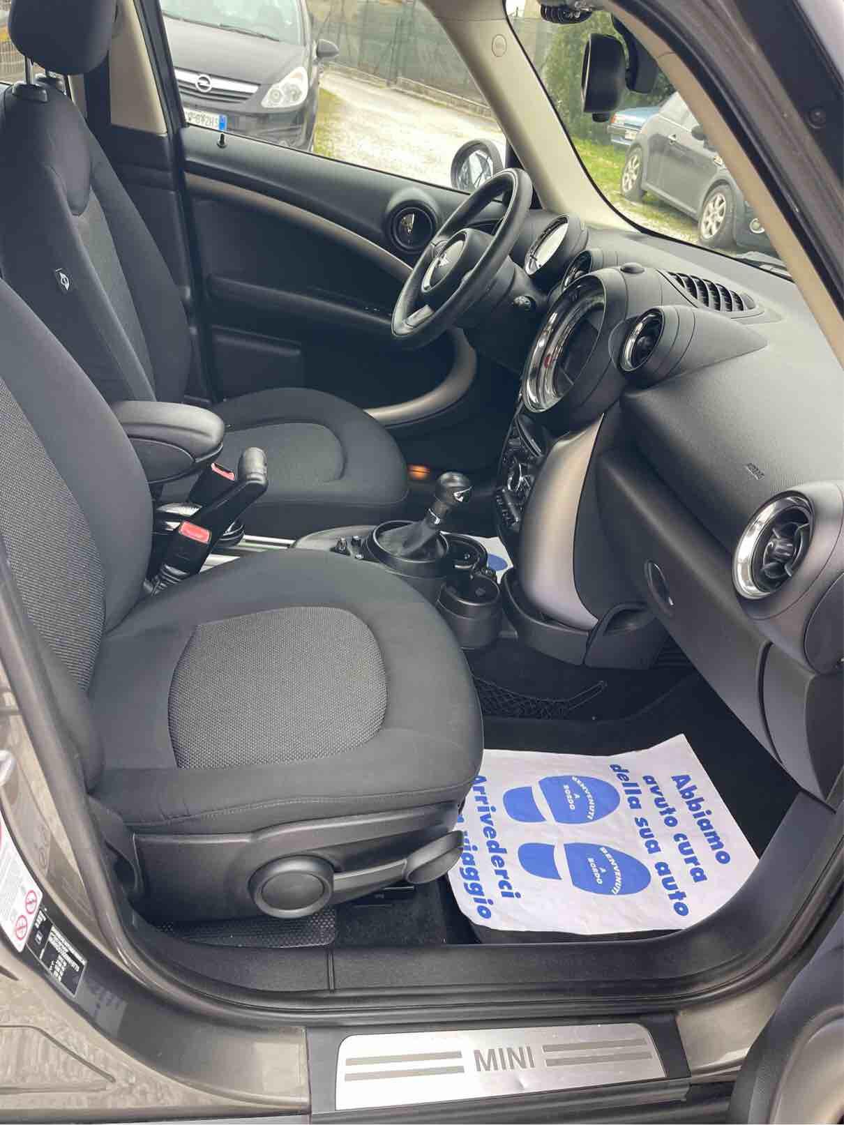 MINI COOPER D COUNTRYMAN - ALL 4 - AUTOMATICA