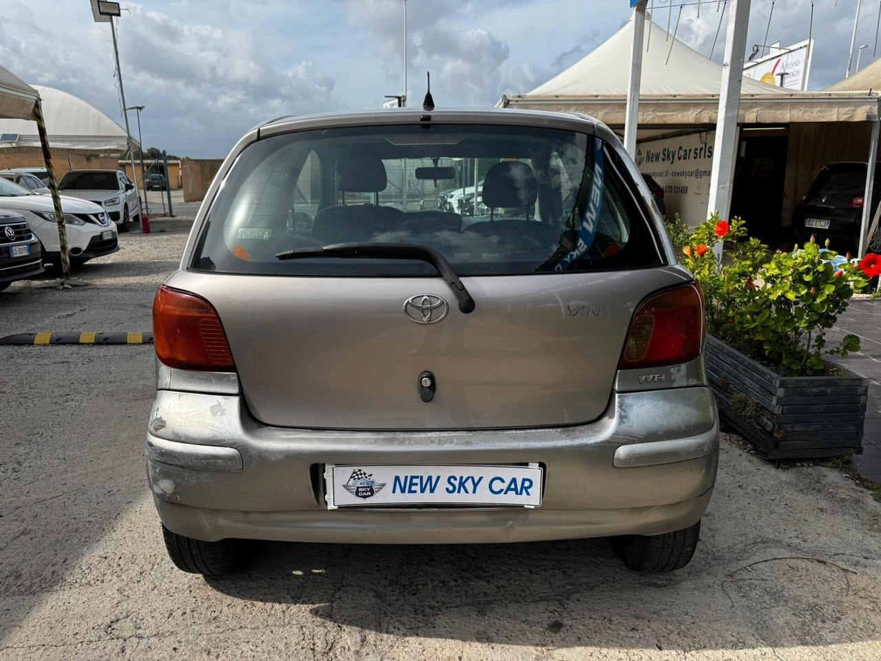 Toyota Yaris 1.0i 16V cat 3 porte Sol