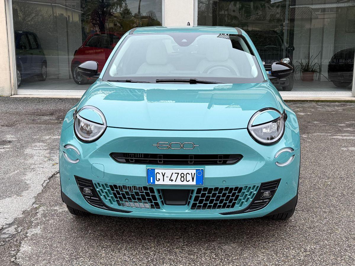 FIAT - 600 - Hybrid DCT MHEV La Prima