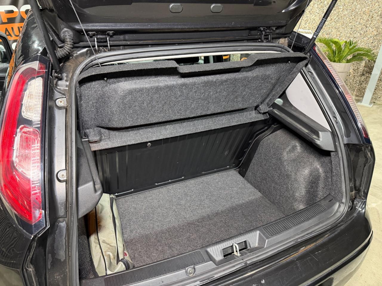 FIAT PUNTO 1.3MTJ 75CV EURO5A NEOPATENTATI