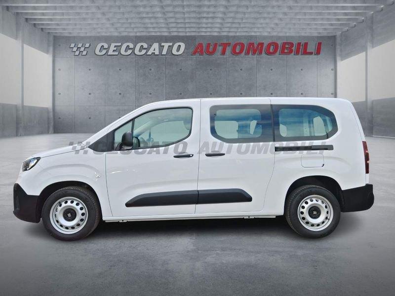 FIAT Doblò Doblò Serie 3 Crew Cab 1.5 Bluehdi 130cv At8