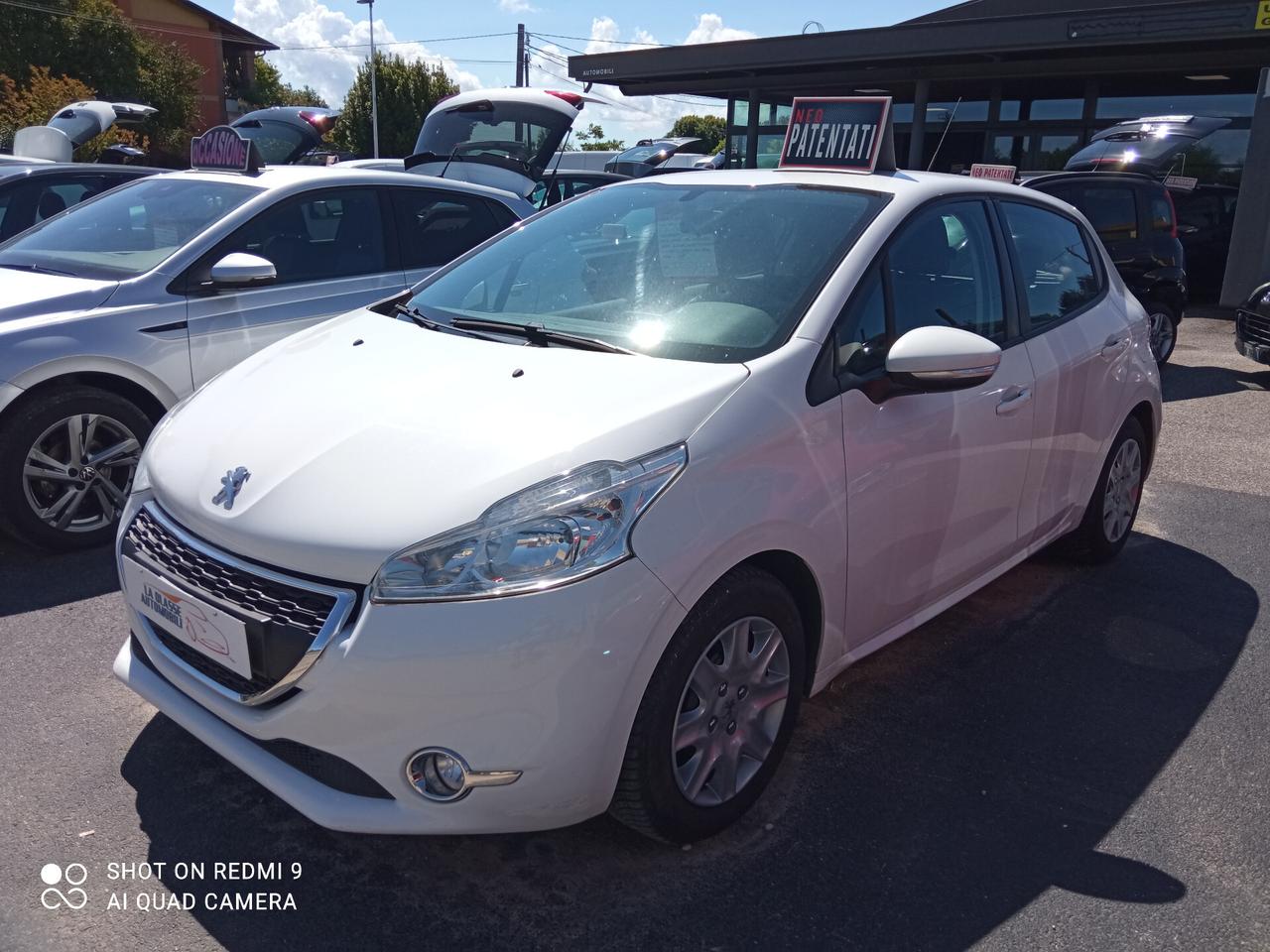 Peugeot 208 1.4 HDi 5 porte pasaggio compreso